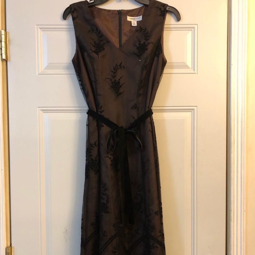 Chiffon dress with Velvet flowers